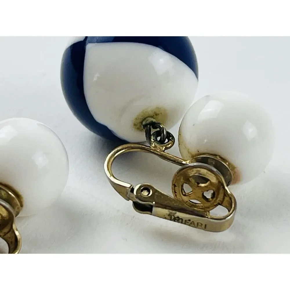 Crown Trifari White Blue Beach Ball Dangle Clip On Earrings Gold Tone Lucite? 80